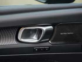 Volvo EX40 (2025) thumbnail 15