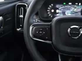 Volvo EX40 (2025) thumbnail 19