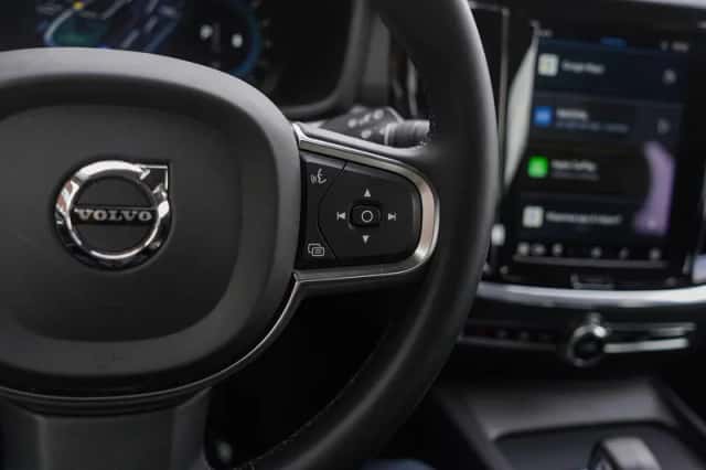 Volvo V60 (2023) thumbnail 18
