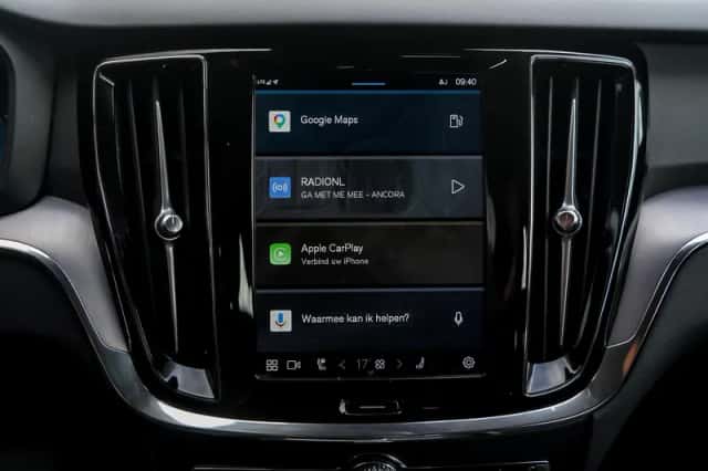 Volvo V60 (2023) thumbnail 19