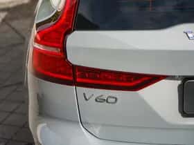 Volvo V60 (2023) thumbnail 8
