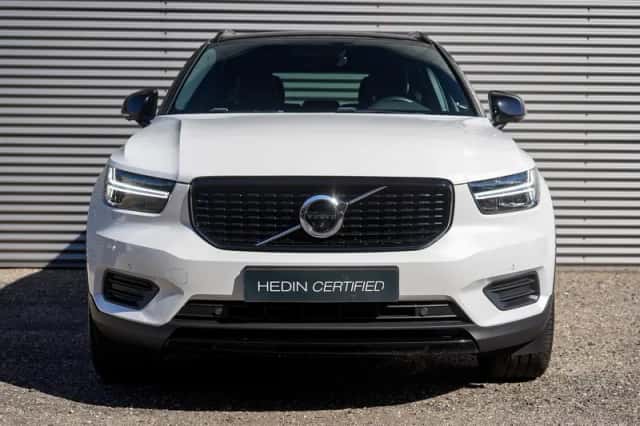 Volvo XC40 (2021) thumbnail 2
