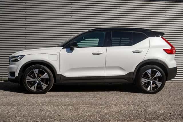 Volvo XC40 (2021) thumbnail 3