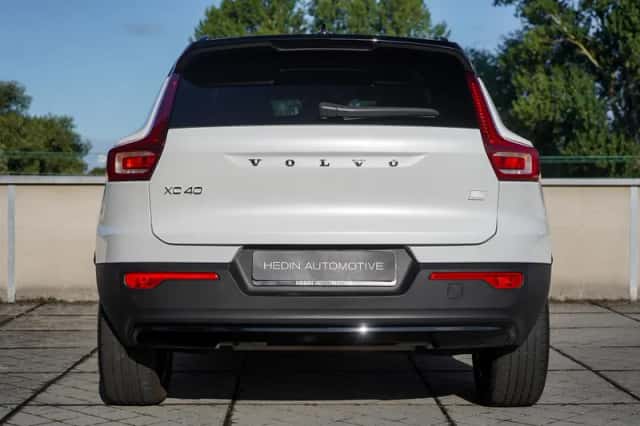 Volvo XC40 (2021) thumbnail 5