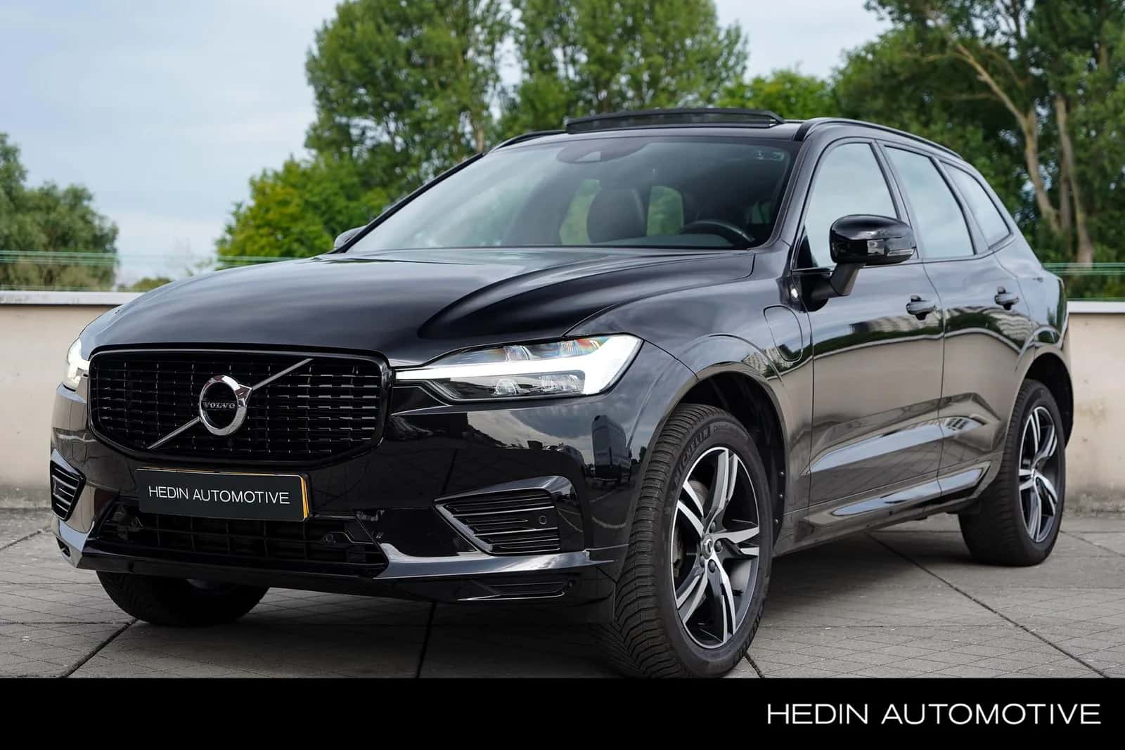 Volvo XC60 (2021) — foto 1