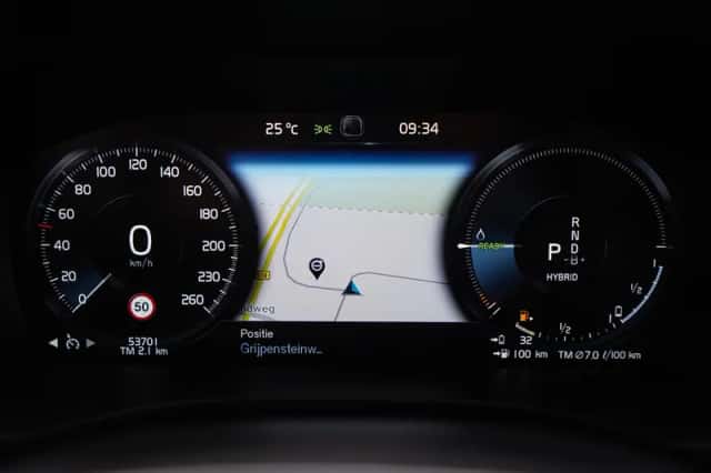 Volvo XC60 (2021) thumbnail 18