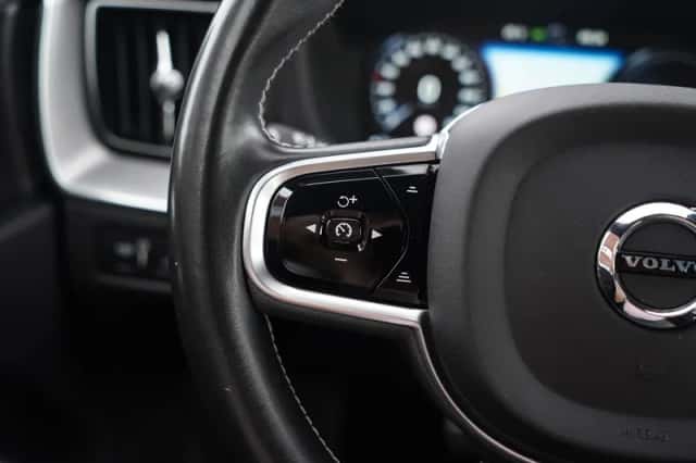Volvo XC60 (2021) thumbnail 19