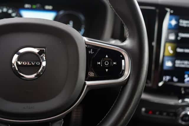 Volvo XC60 (2021) thumbnail 20