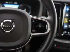 Volvo XC60 (2021) thumbnail 20