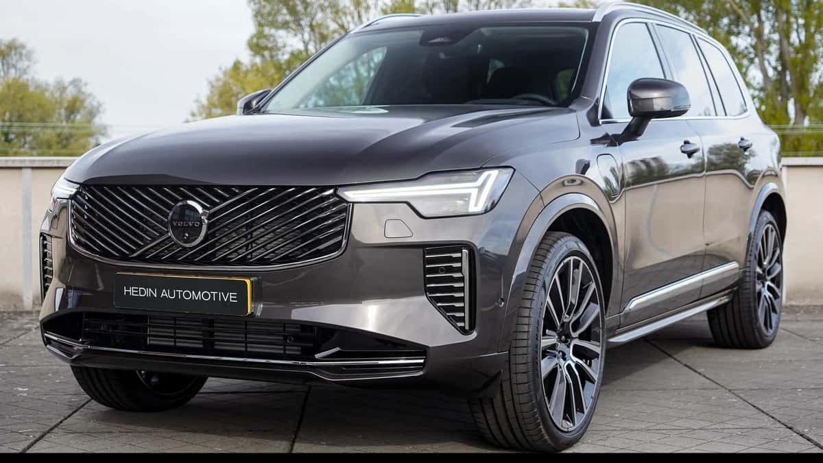 Volvo XC90 (2026) — foto 1
