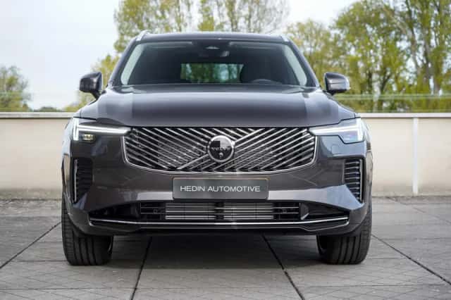 Volvo XC90 (2026) thumbnail 2