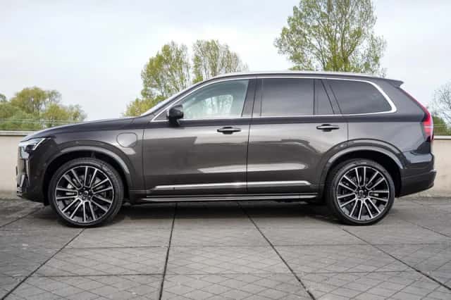 Volvo XC90 (2026) thumbnail 3
