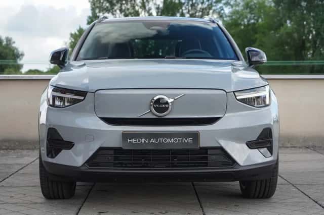 Volvo EX40 (2026) thumbnail 2
