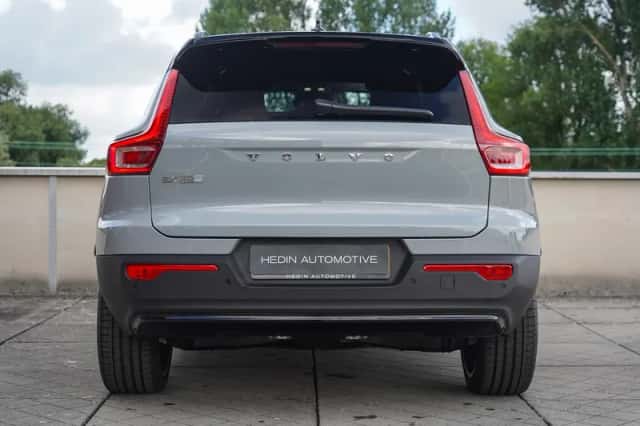 Volvo EX40 (2026) thumbnail 5