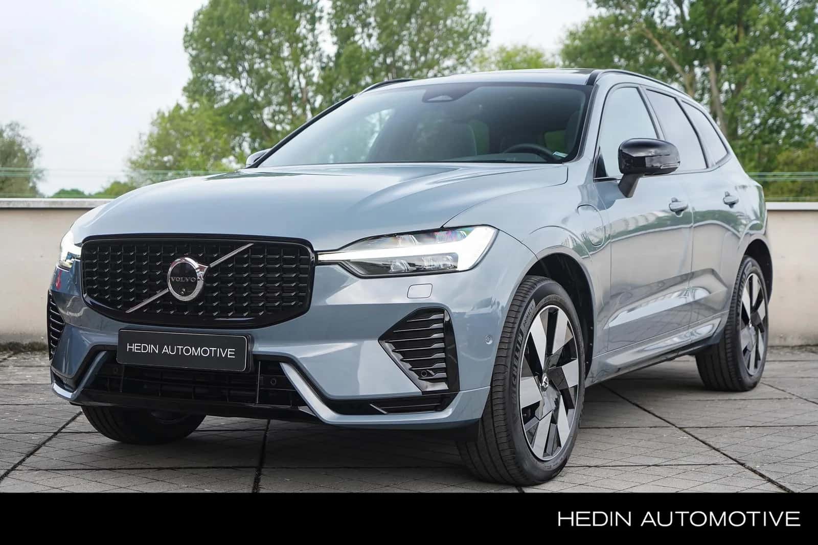 Volvo XC60 (2024) — foto 1