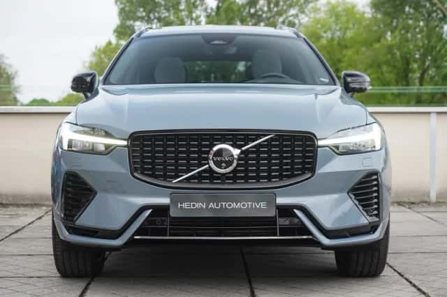 Volvo XC60 (2024) thumbnail 2