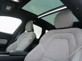 Volvo XC60 (2024) thumbnail 17