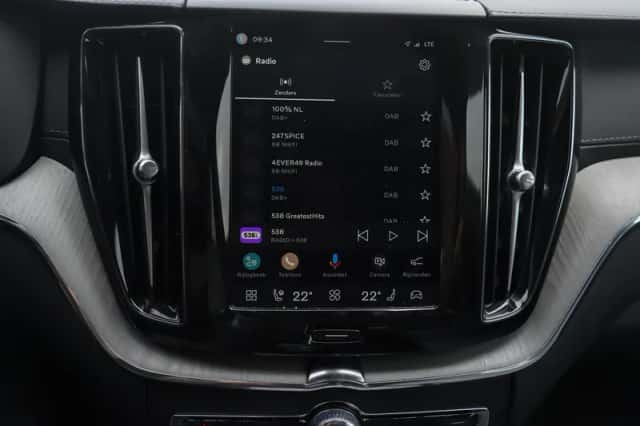 Volvo XC60 (2024) thumbnail 25