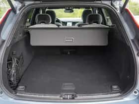Volvo XC60 (2024) thumbnail 10