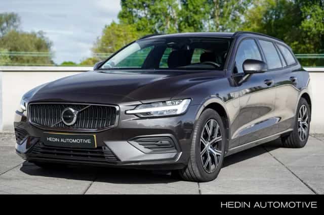 Volvo V60 (2024) thumbnail 1