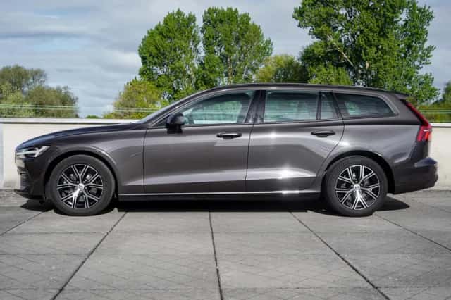 Volvo V60 (2024) thumbnail 3