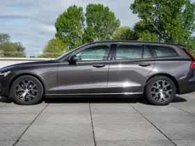 Volvo V60 (2024) thumbnail 3