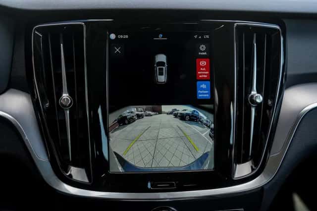 Volvo V60 (2024) thumbnail 24