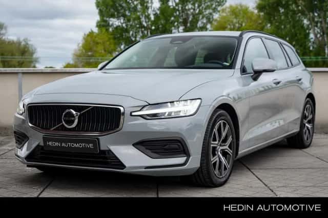 Volvo V60 (2023) thumbnail 1