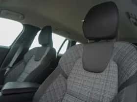 Volvo V60 (2023) thumbnail 15