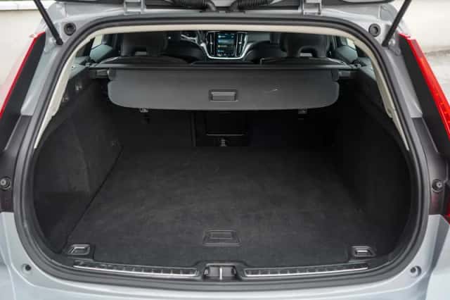 Volvo V60 (2023) thumbnail 10