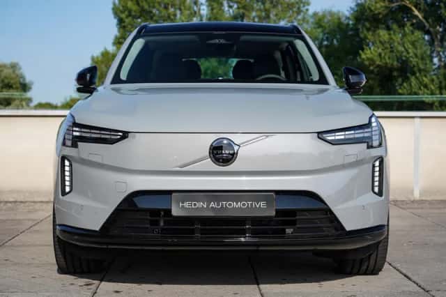 Volvo EX90 (2026) thumbnail 2