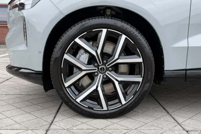 Volvo EX90 (2026) thumbnail 4