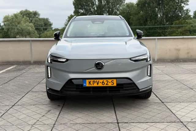 Volvo EX90 (2026) thumbnail 6