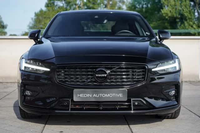 Volvo S60 (2020) thumbnail 2