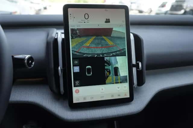 Volvo EX30 (2024) thumbnail 11