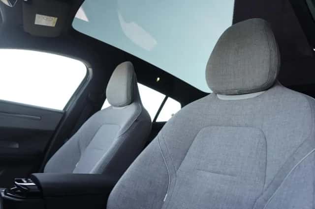 Volvo EX30 (2024) thumbnail 14