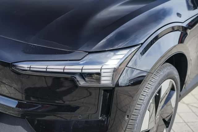 Volvo EX30 (2024) thumbnail 18