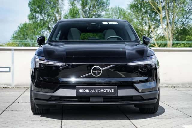 Volvo EX30 (2024) thumbnail 6
