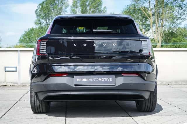Volvo EX30 (2024) thumbnail 8