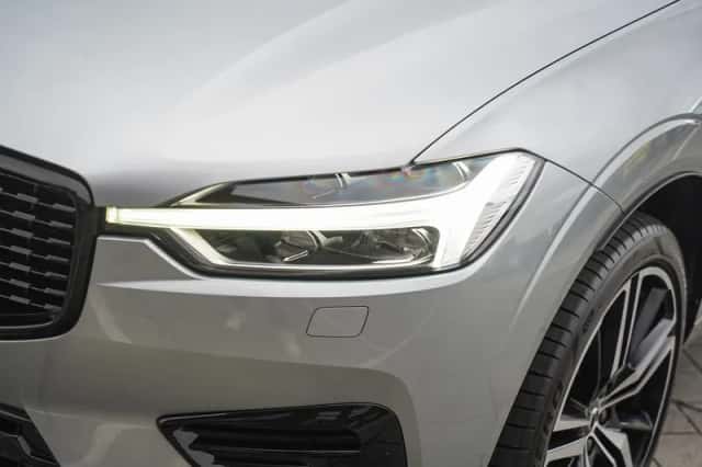 Volvo XC60 (2018) thumbnail 4