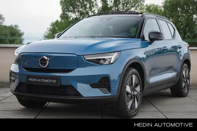 Volvo EX40 (2025) thumbnail 1