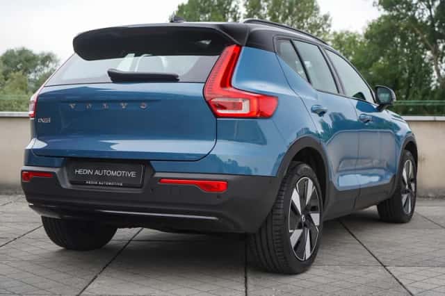 Volvo EX40 (2025) thumbnail 6