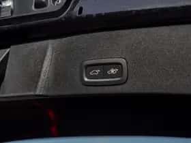 Volvo XC40 (2022) thumbnail 11