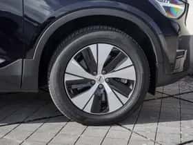 Volvo XC40 (2022) thumbnail 7