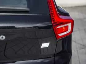 Volvo XC40 (2022) thumbnail 9