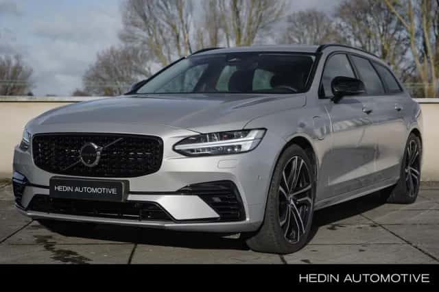 Volvo V90 (2025) thumbnail 1