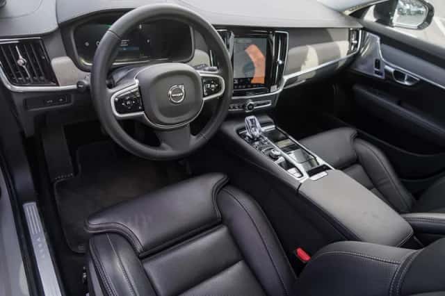 Volvo V90 (2025) thumbnail 12