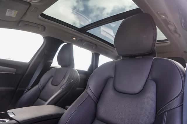 Volvo V90 (2025) thumbnail 17