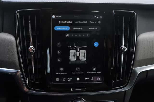 Volvo V90 (2025) thumbnail 23