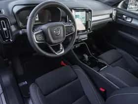 Volvo EX40 (2026) thumbnail 12